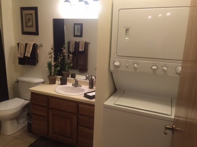 1-21 Sayner Ct./21-33 N. High Point Ct./502-518 N. High Point Rd. - Photo 5 of 20