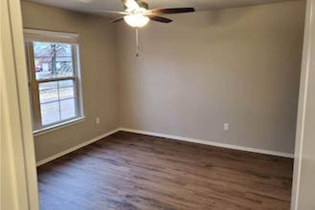 Montclair Court - Photo 7 of 16