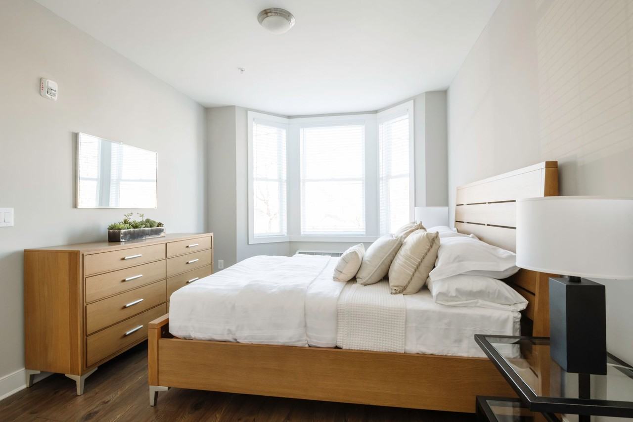 Meridia Brownstones - Photo 5 of 33