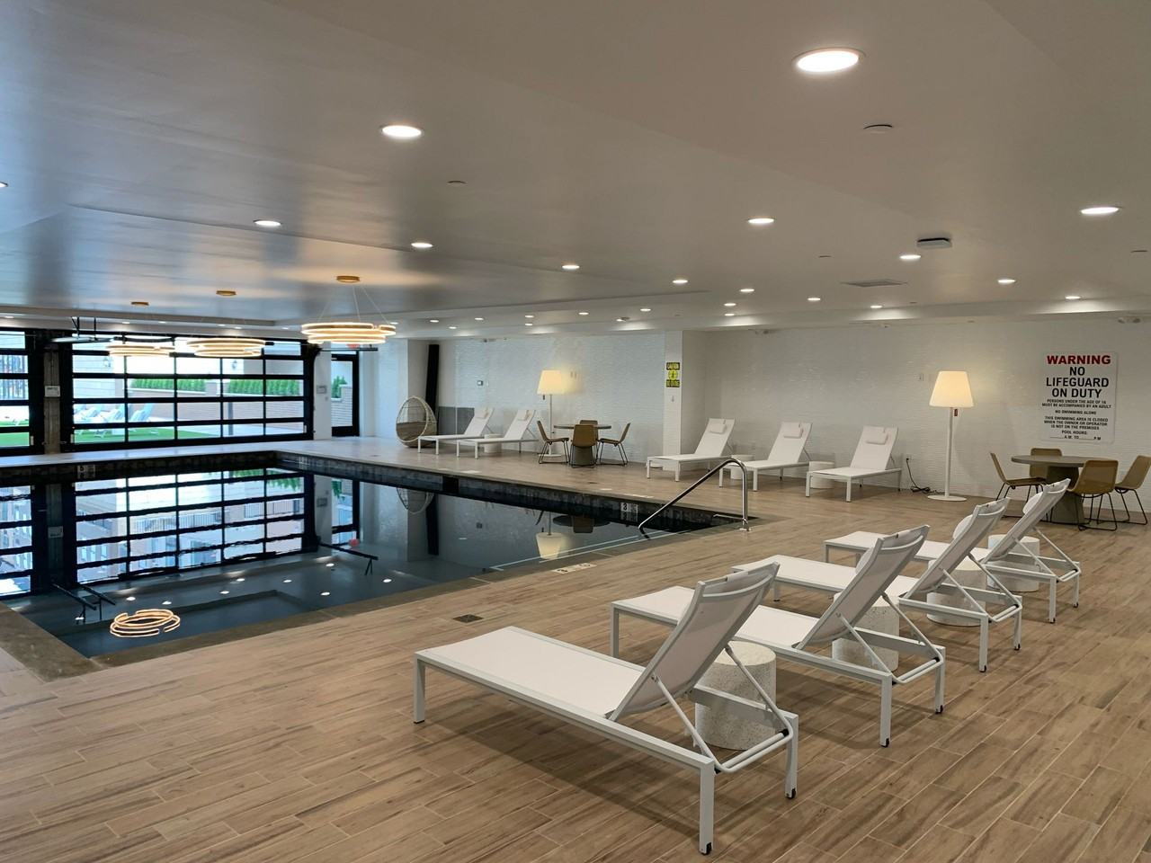 Meridia Brownstones - Photo 4 of 33