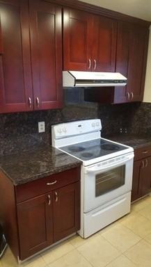 1147 Oakbluff Ct - Photo 2 of 8