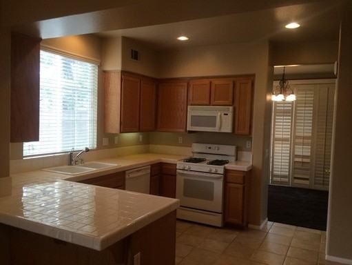 2049 New Haven Ave - Photo 3 of 6