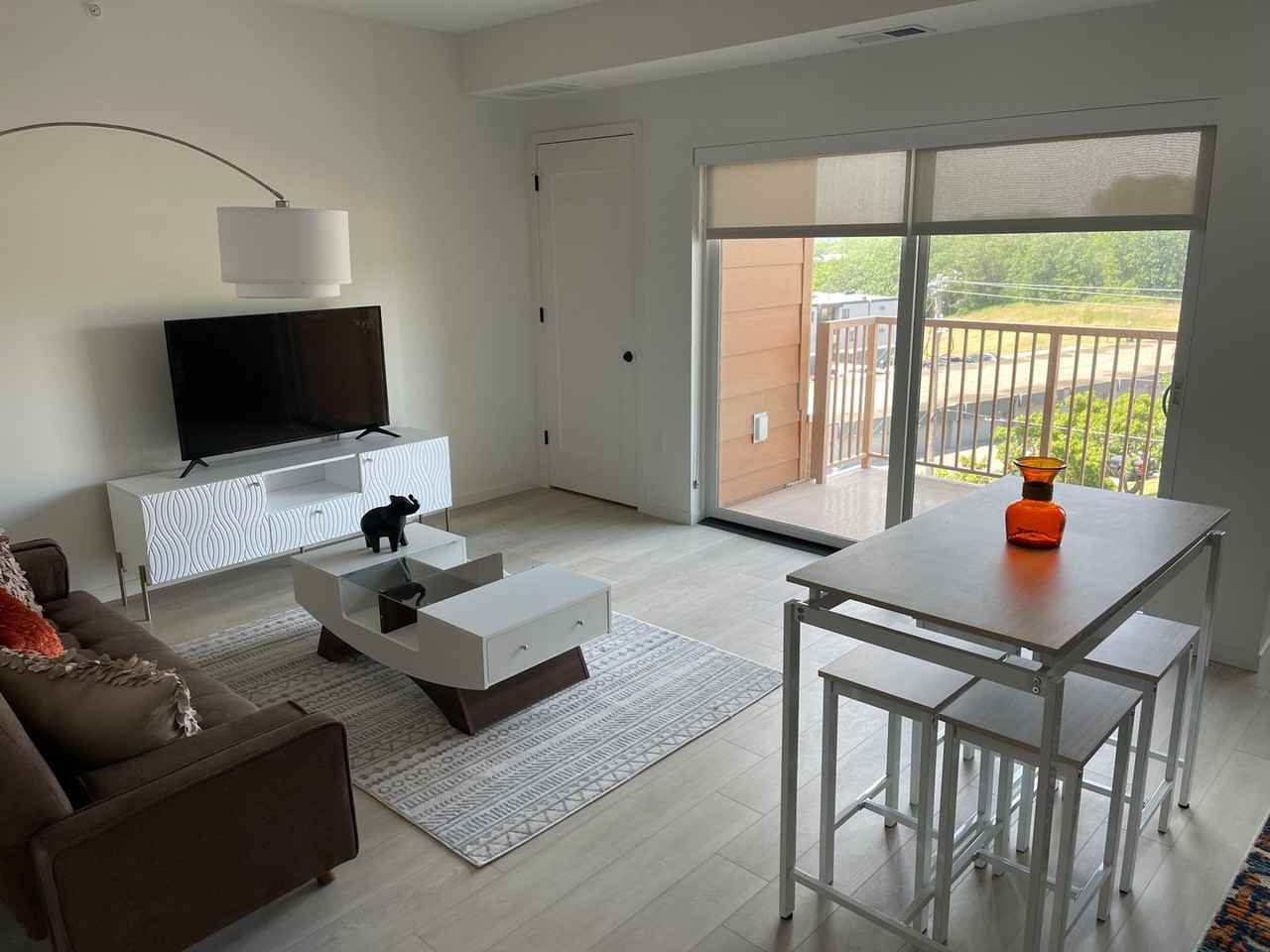 Ballantrae Apartments II - Photo 2 of 22