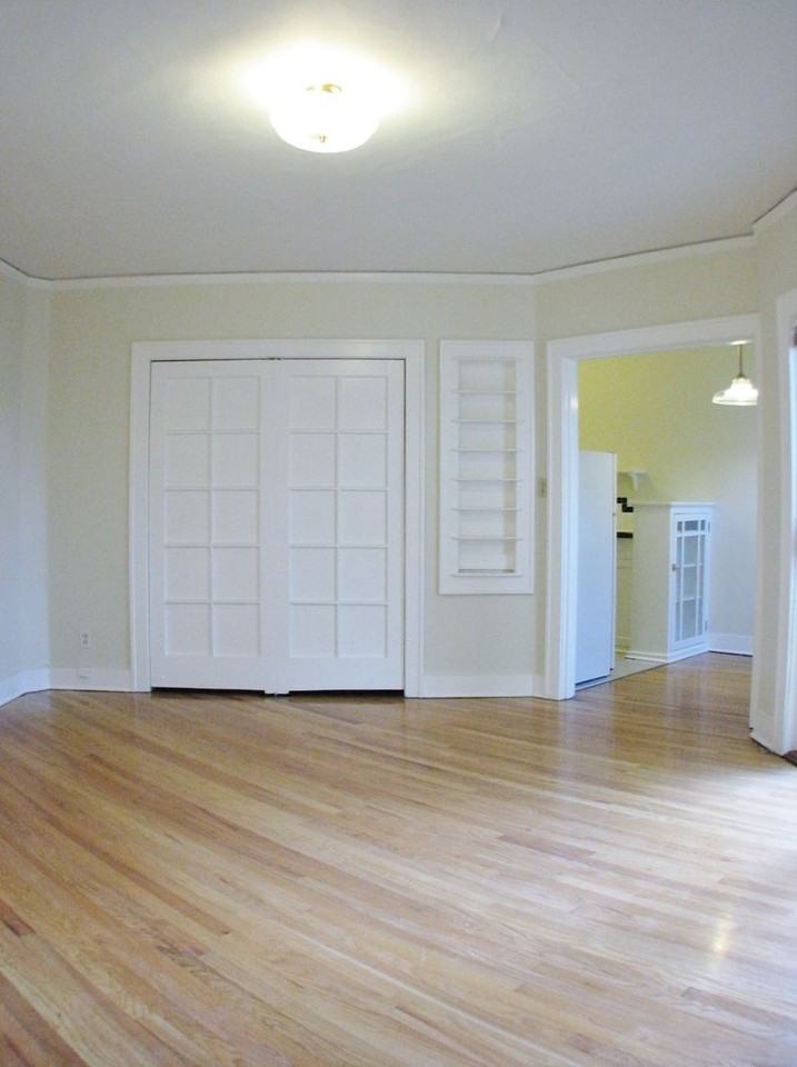CASTLE ROSE APARTMENTS (BALM05) - Photo 6 of 20