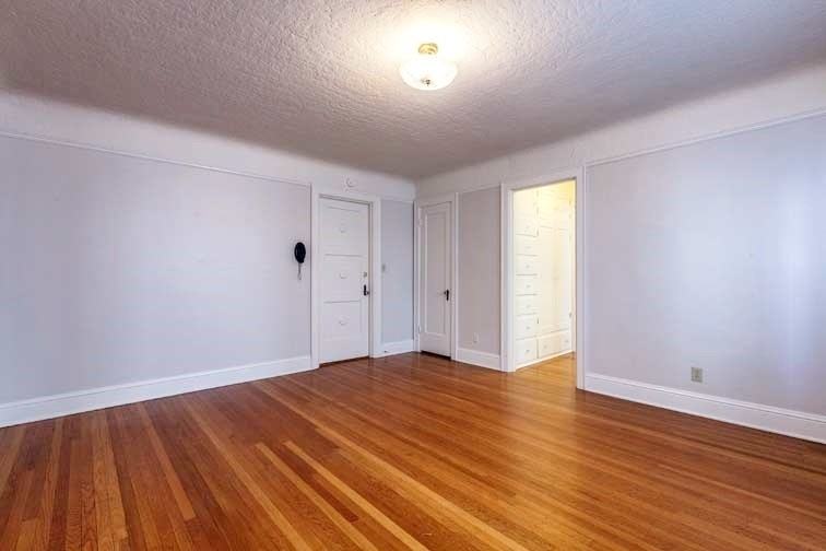 707 NW 19th Ave - Photo 3 of 35