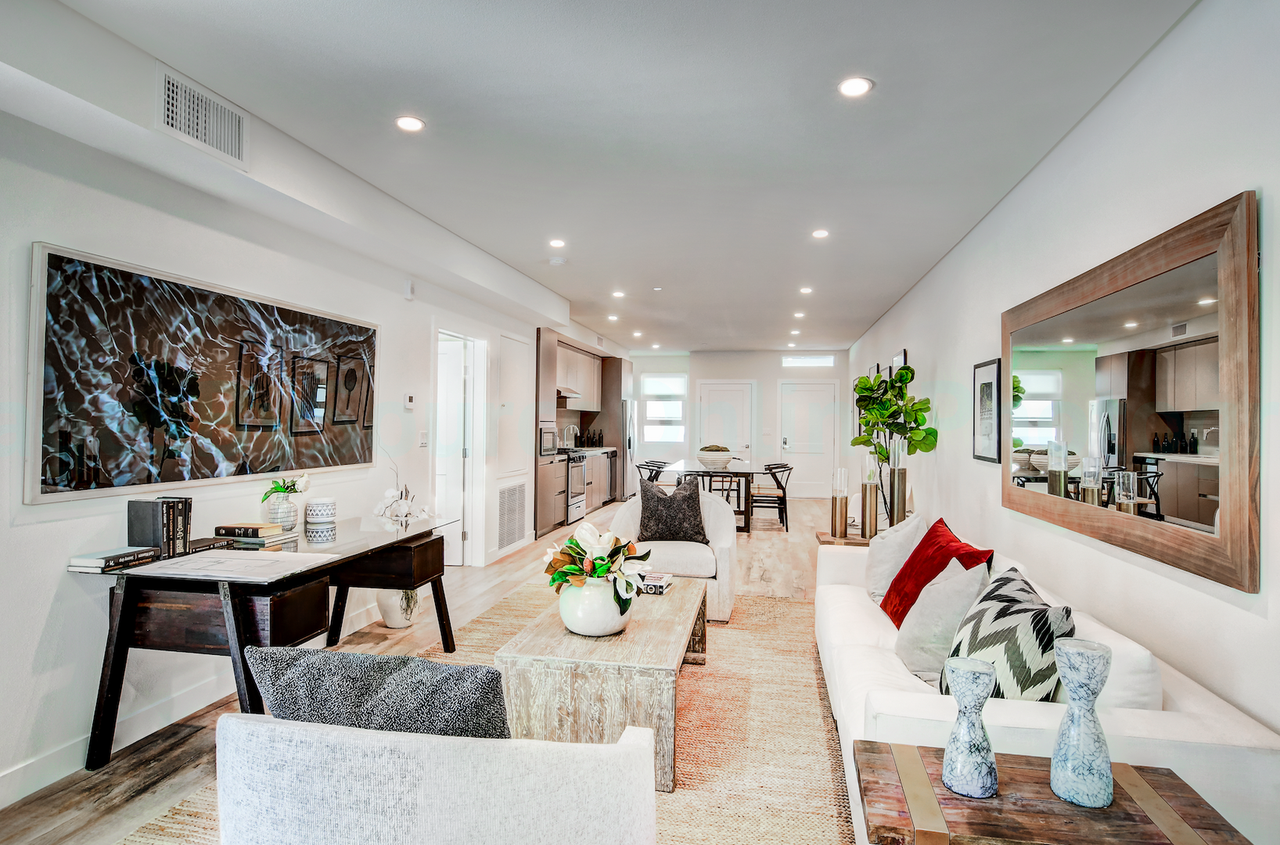 Beautiful Newly Built 2 Bed 2.5 Bath Townhome - Photo 2 of 11