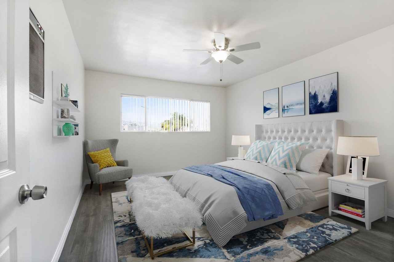 463 Rexford Drive Apartments - Photo 5 of 17