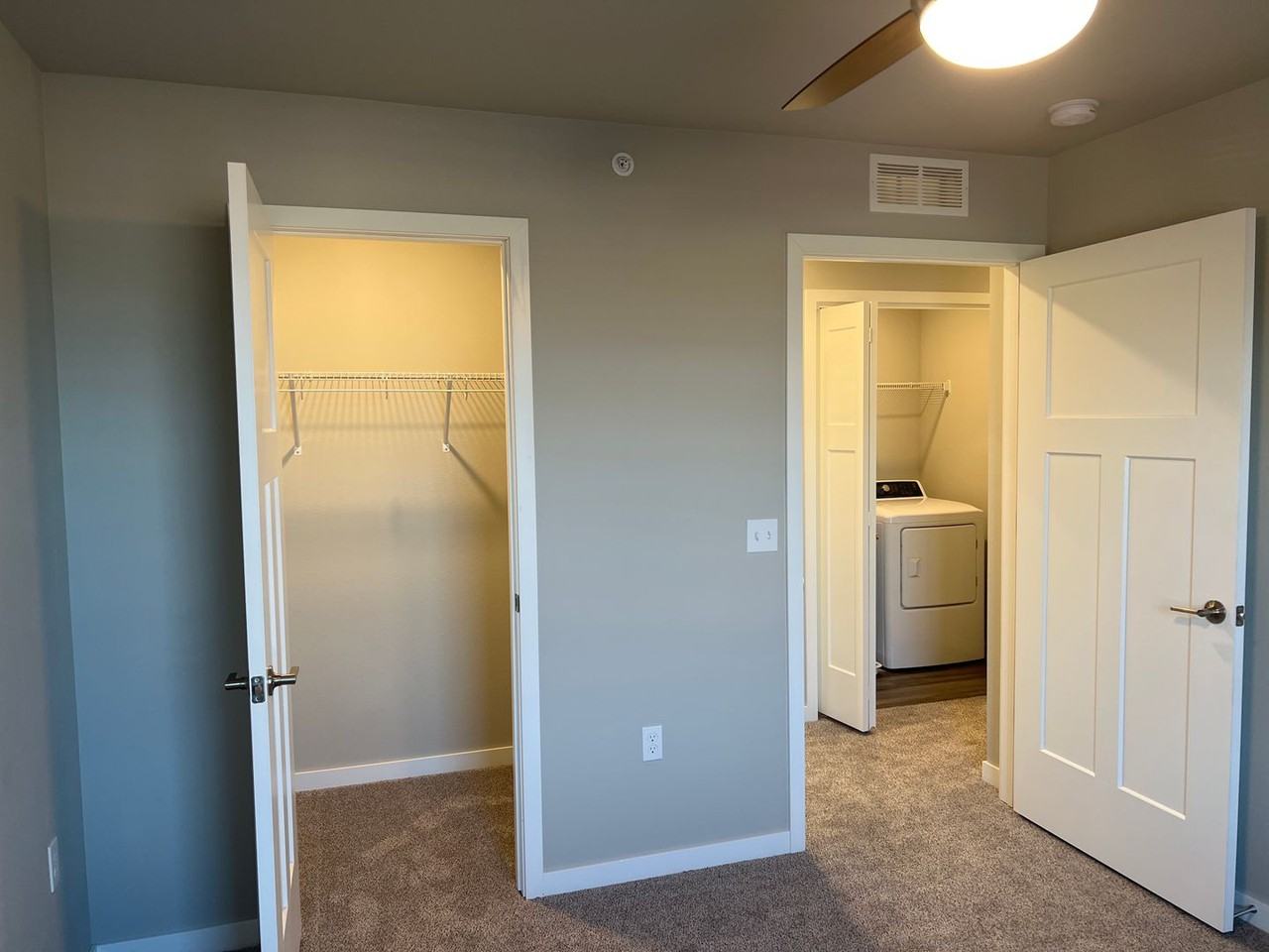 Buffalo Ridge Townhomes - Photo 3 of 37