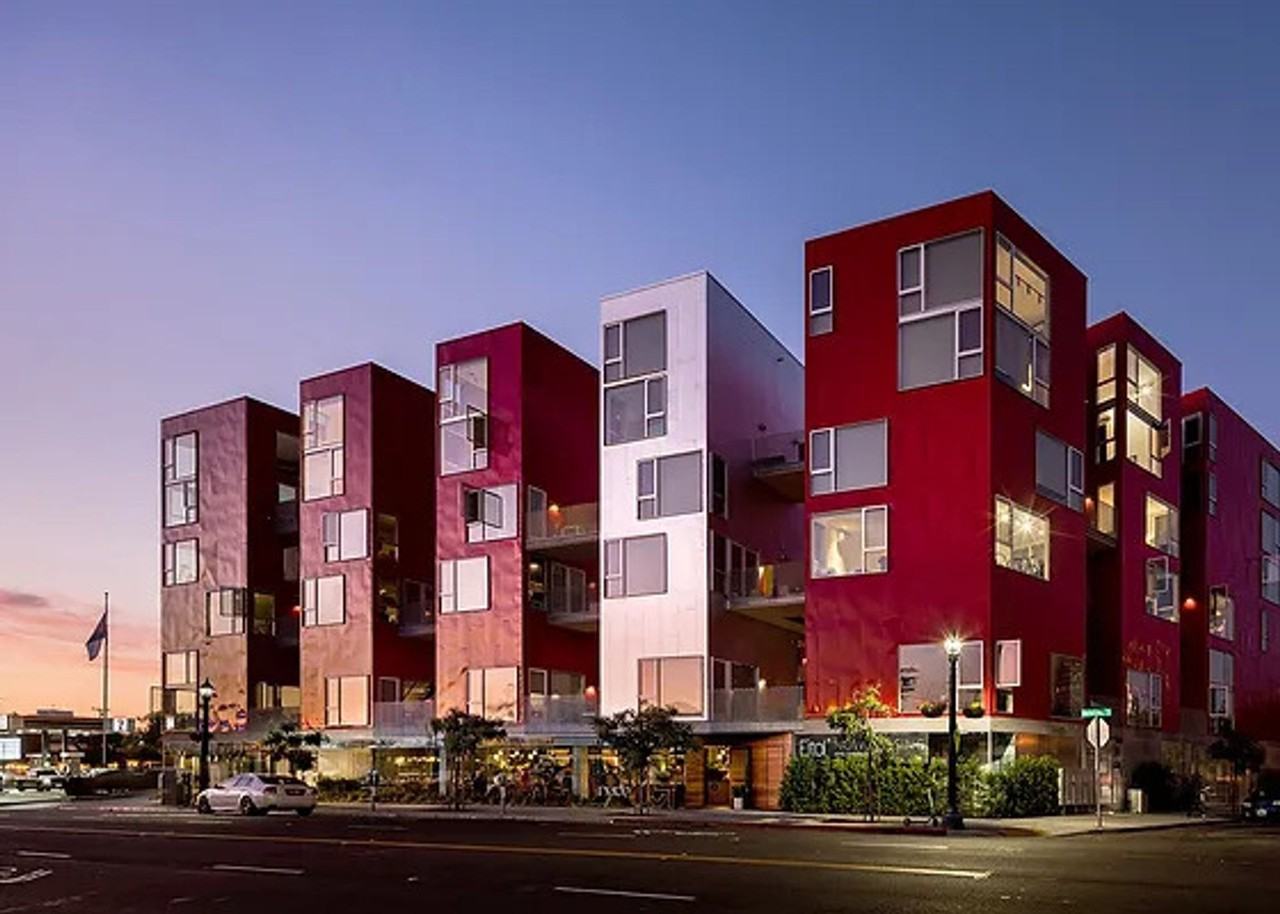 1642 University Avenue - Photo 3 of 50