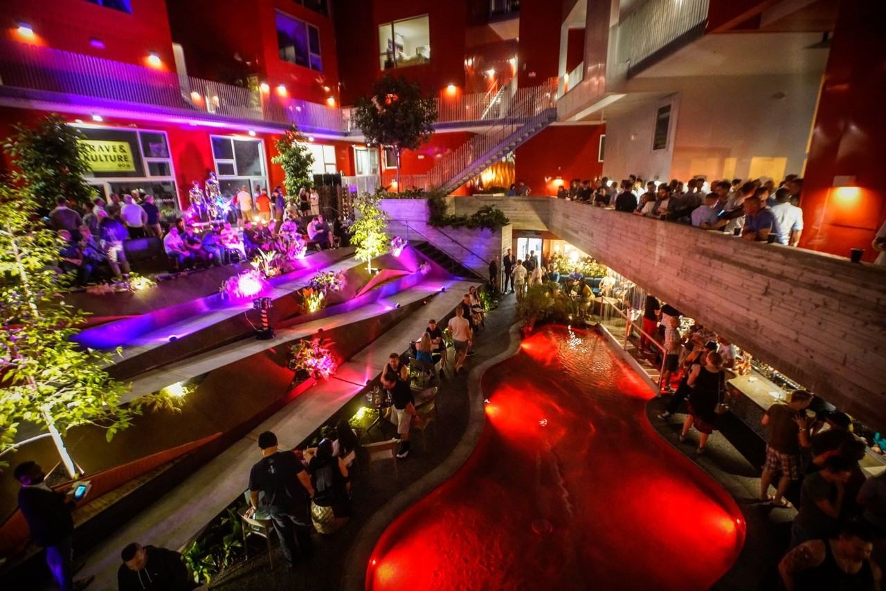 1642 University Avenue - Photo 4 of 50