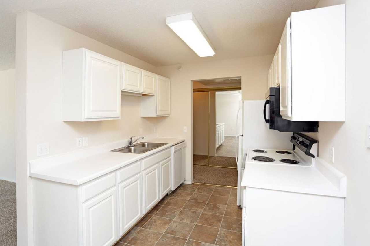 PEARLWOOD ESTATES - Photo 3 of 50