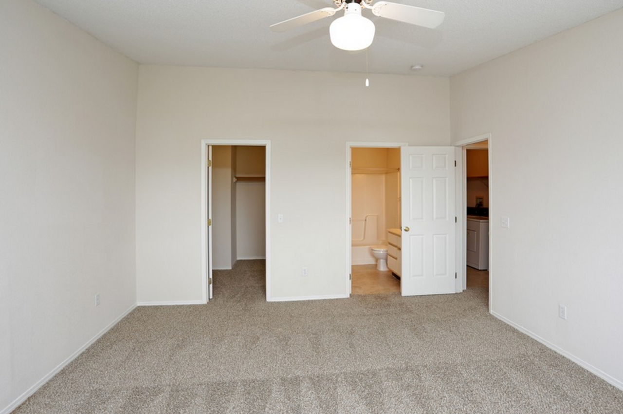 PEARLWOOD ESTATES - Photo 5 of 50