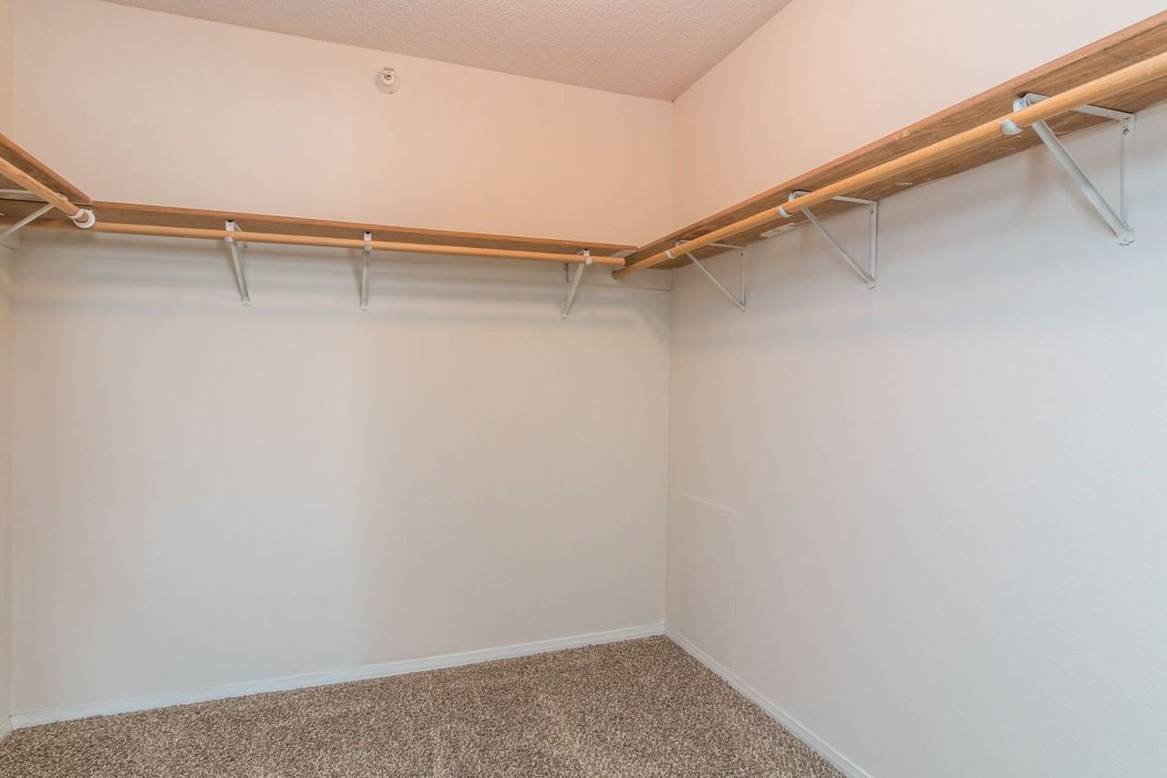 PEARLWOOD ESTATES - Photo 7 of 50