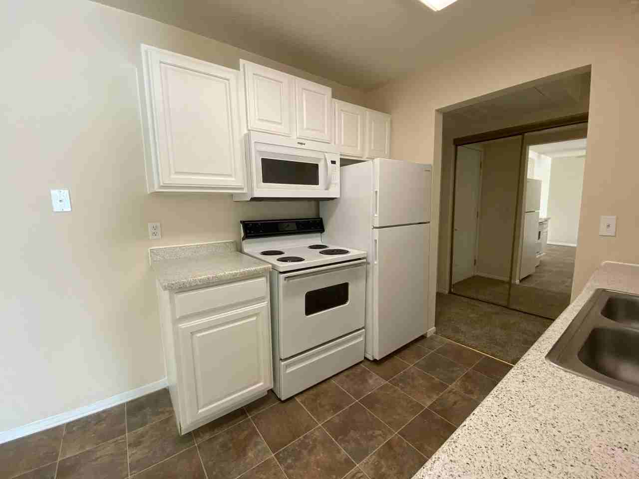 CARRINGTON COURT - Photo 5 of 50