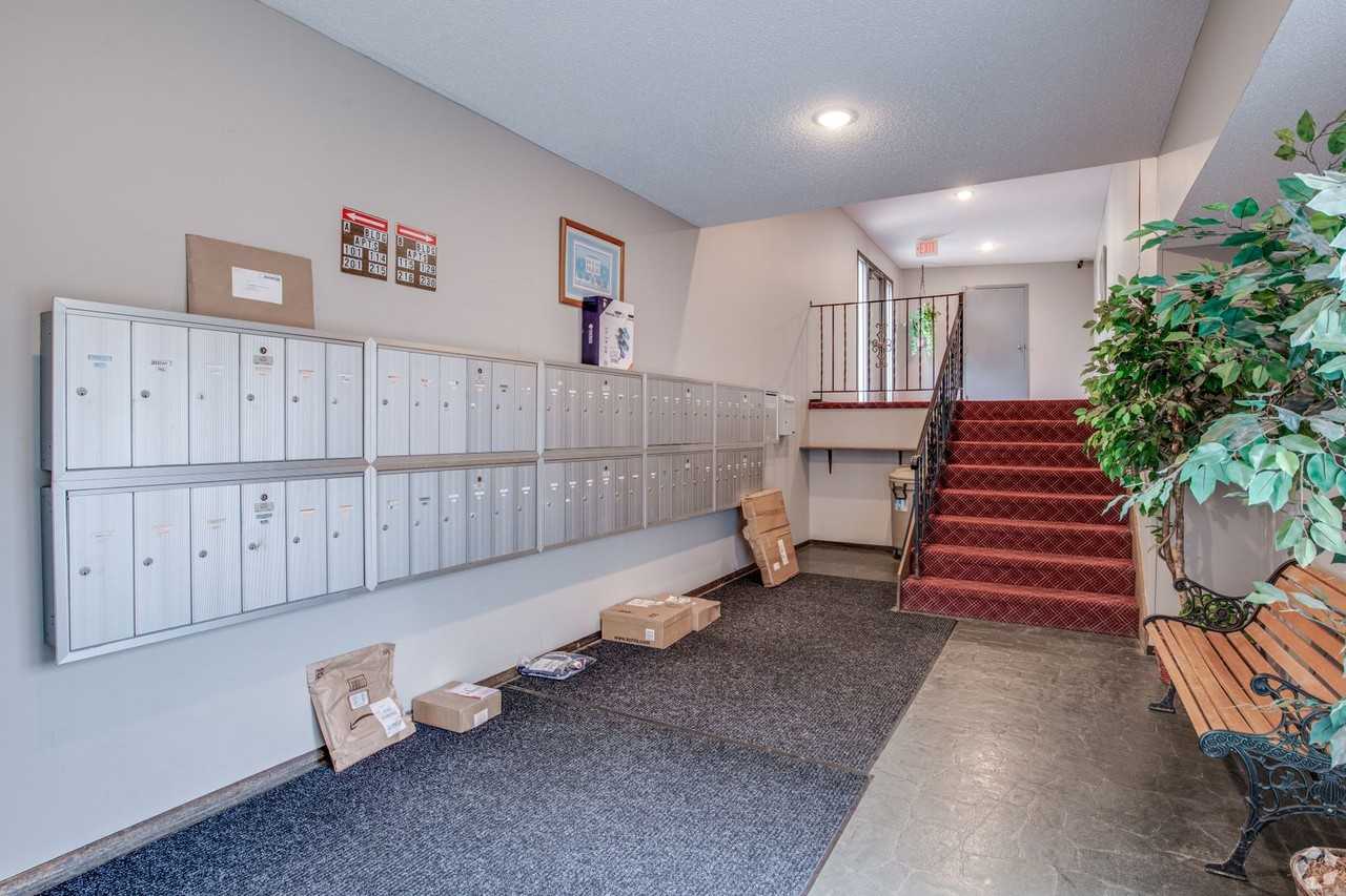 Riverview Apartments - Photo 3 of 17