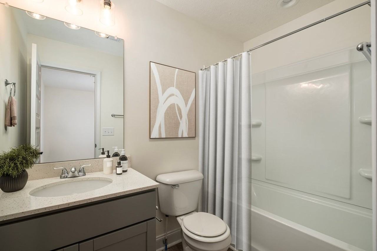 ARTE Luxury Townhomes Apartments 615 Tiny Town Rd, Clarksville, TN