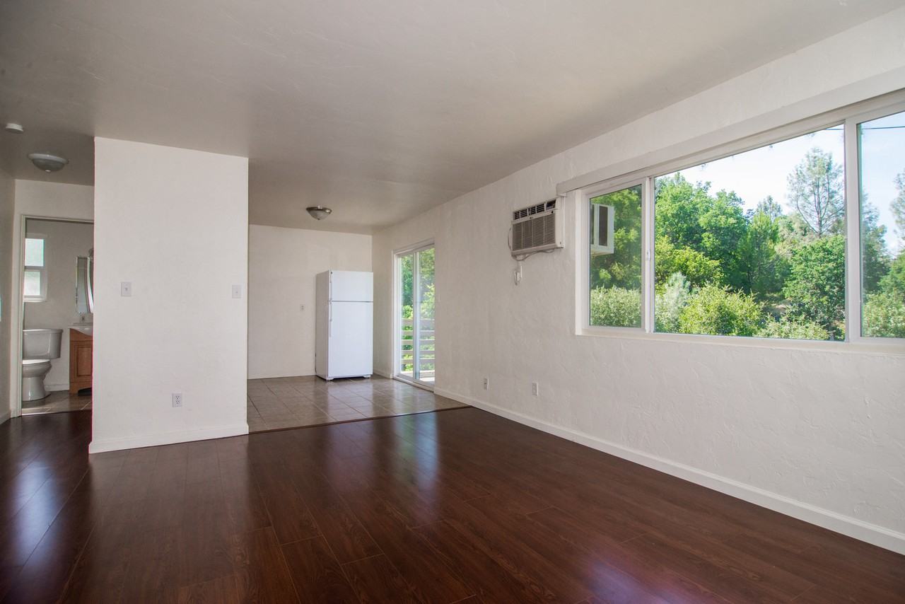 2850 Pioneer Dr #28 - Photo 2 of 11