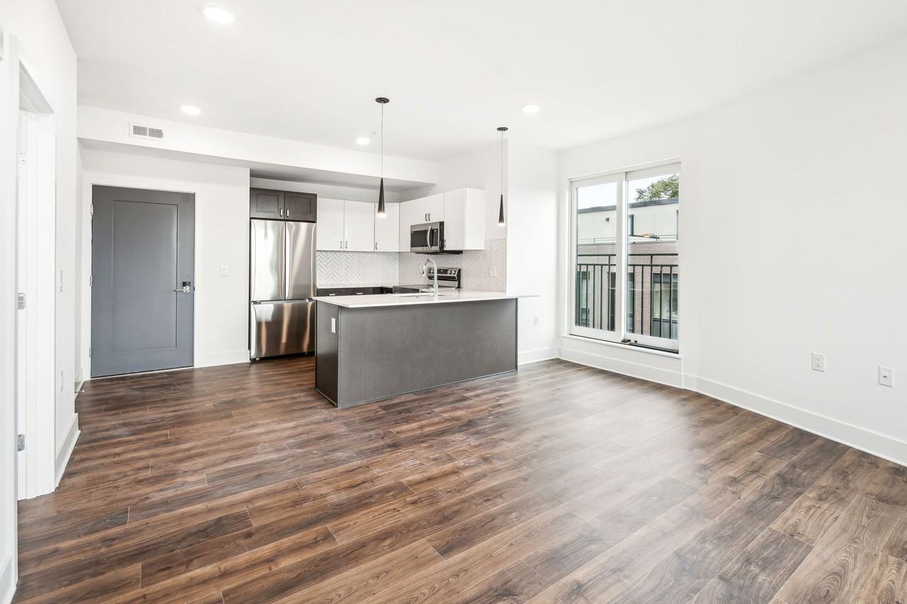 1701 Federal Street - Photo 5 of 32