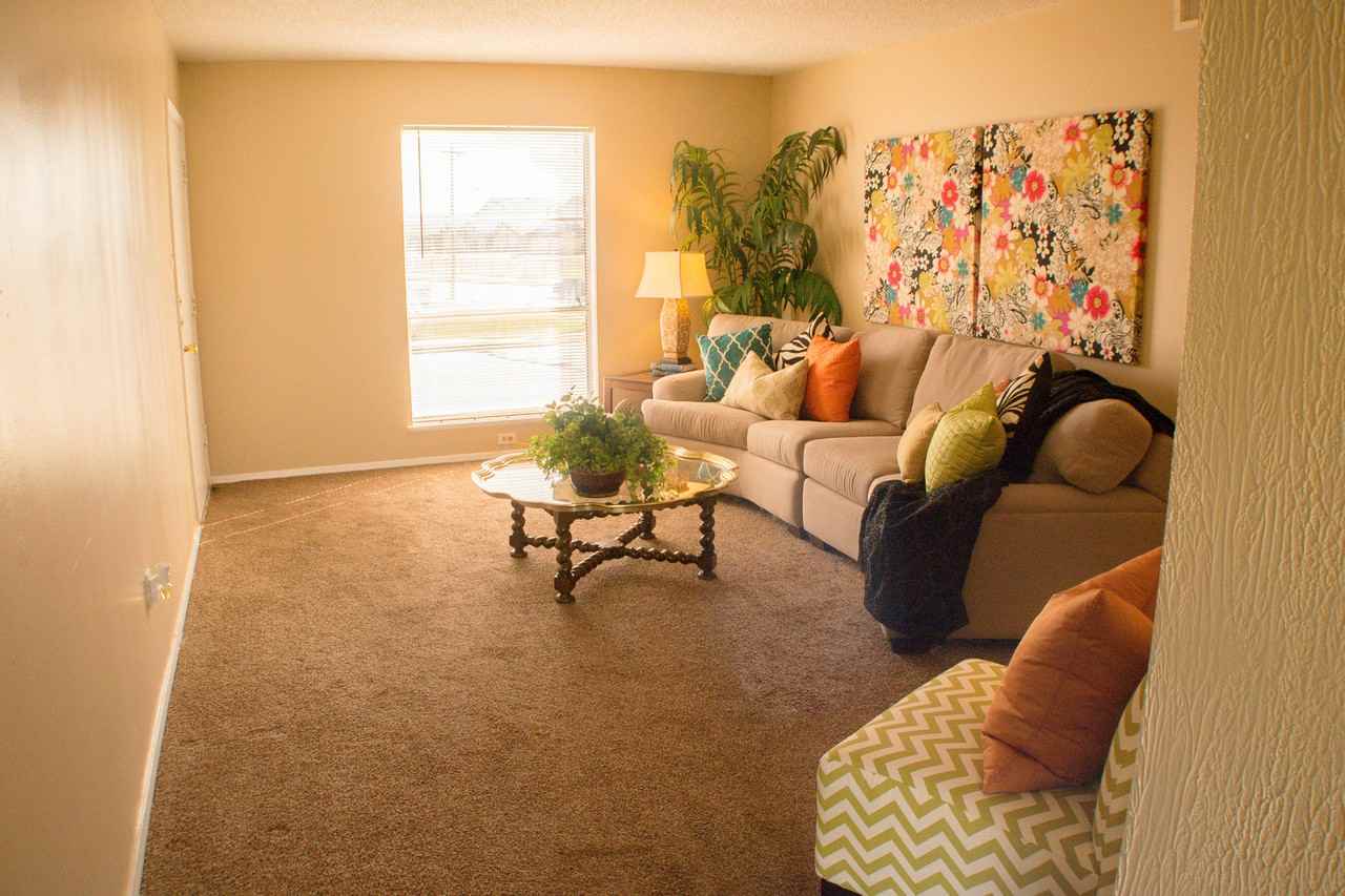 2800 2800 Sayles - 06 B - Photo 2 of 11