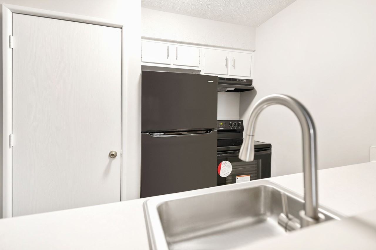 Kings Highlands - Photo 3 of 30