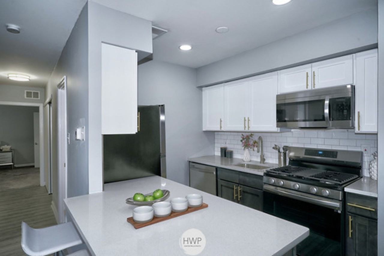 Edge at Greentree - Photo 6 of 50