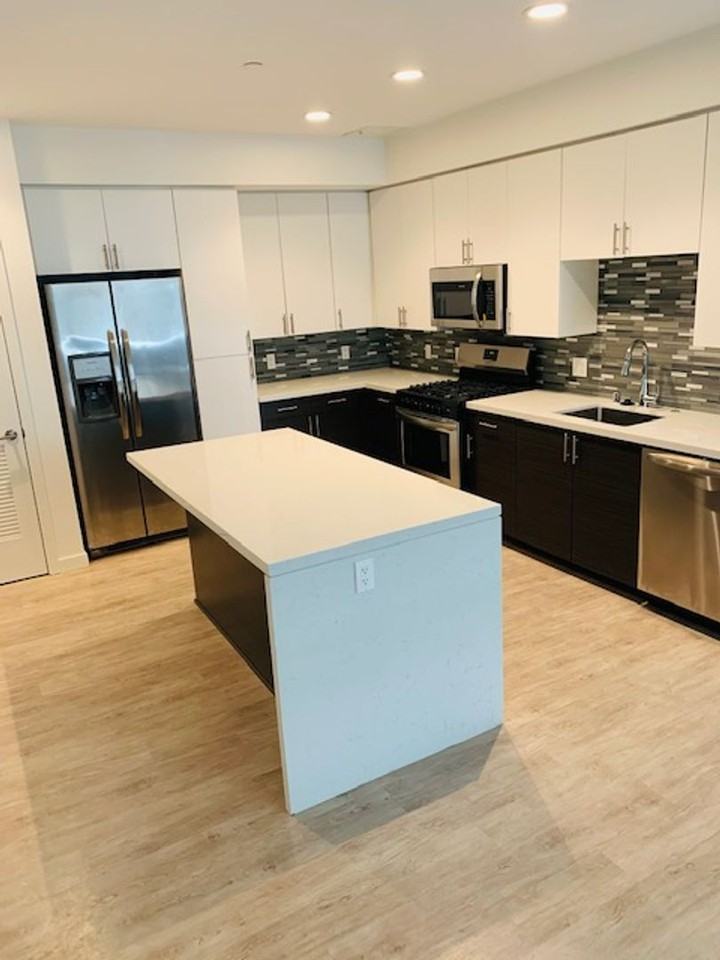 Urbana Chula Vista Luxury Apartments - Photo 7 of 50