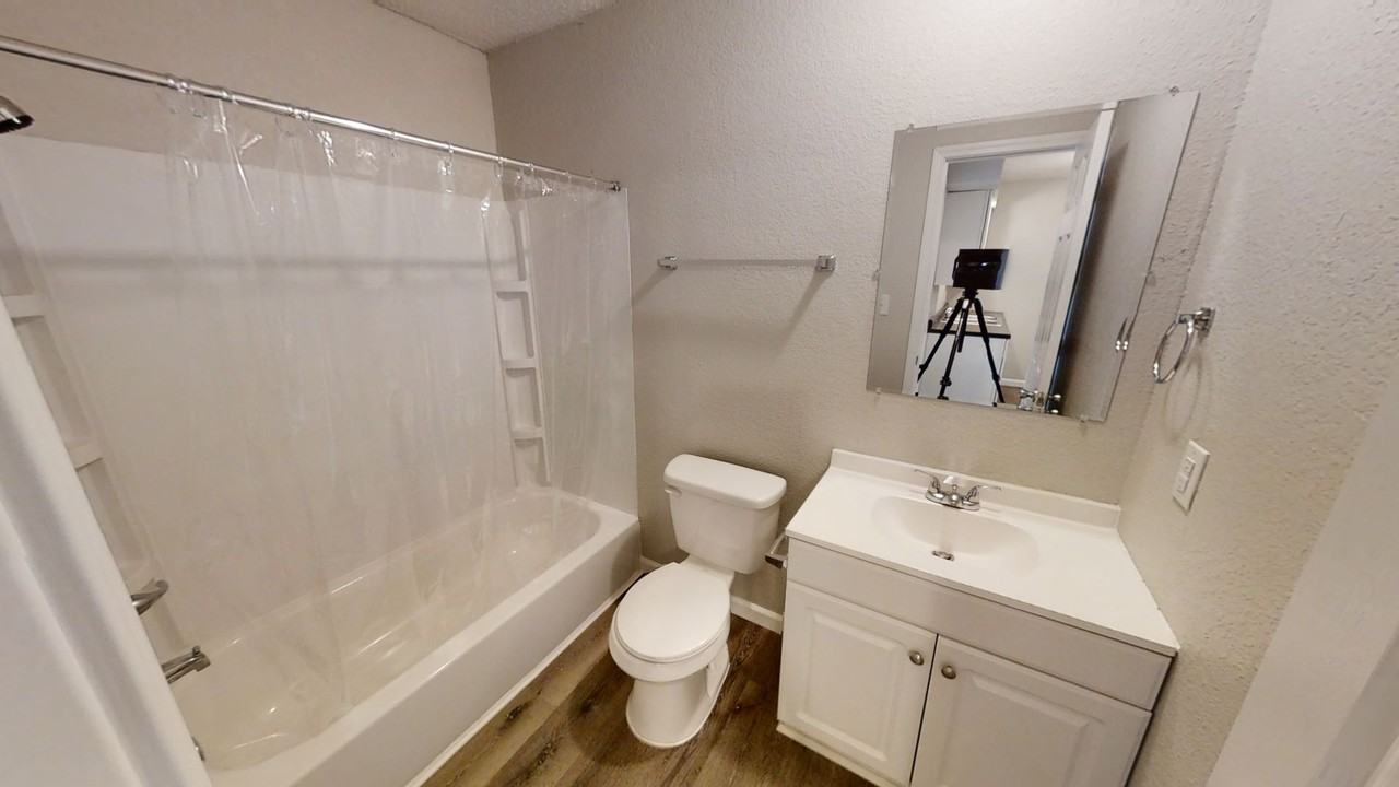 Harrison Street Apartments - Photo 4 of 41