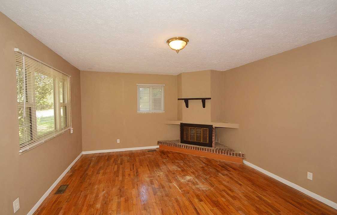 2507 Winfield Ave - Photo 3 of 20