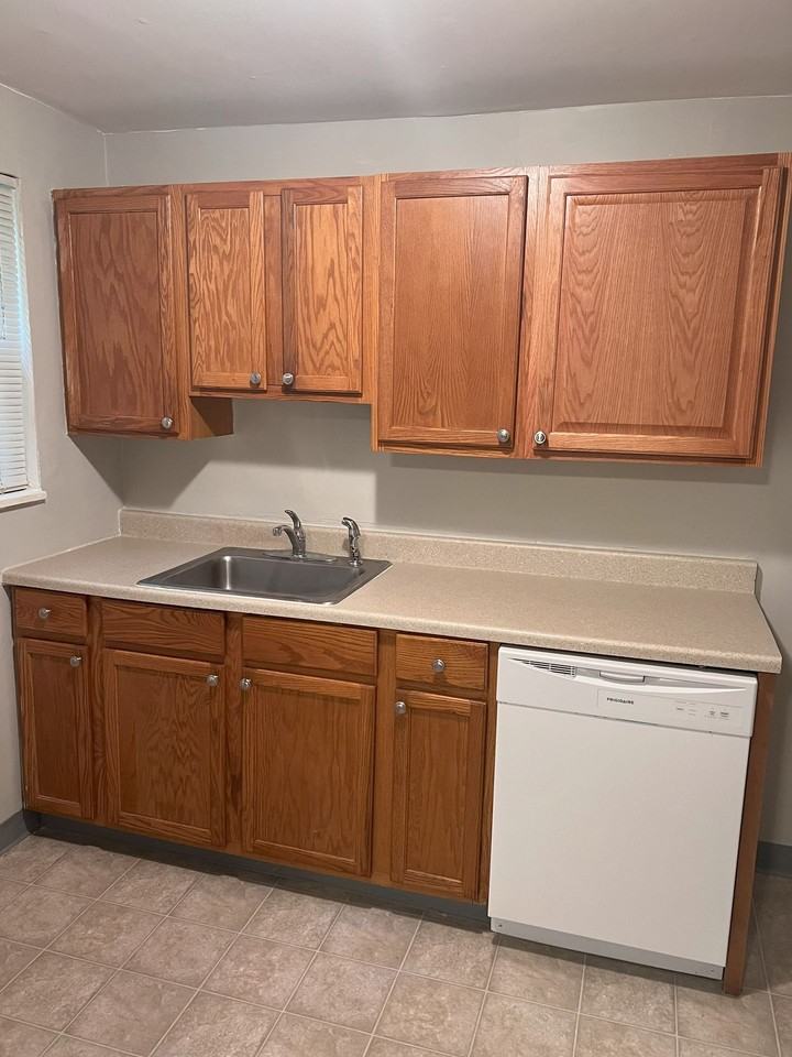 Jameson Townhomes - Photo 5 of 50