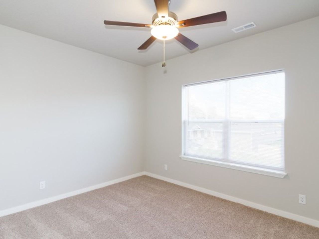 Trestle Crossing Condos - Photo 7 of 21