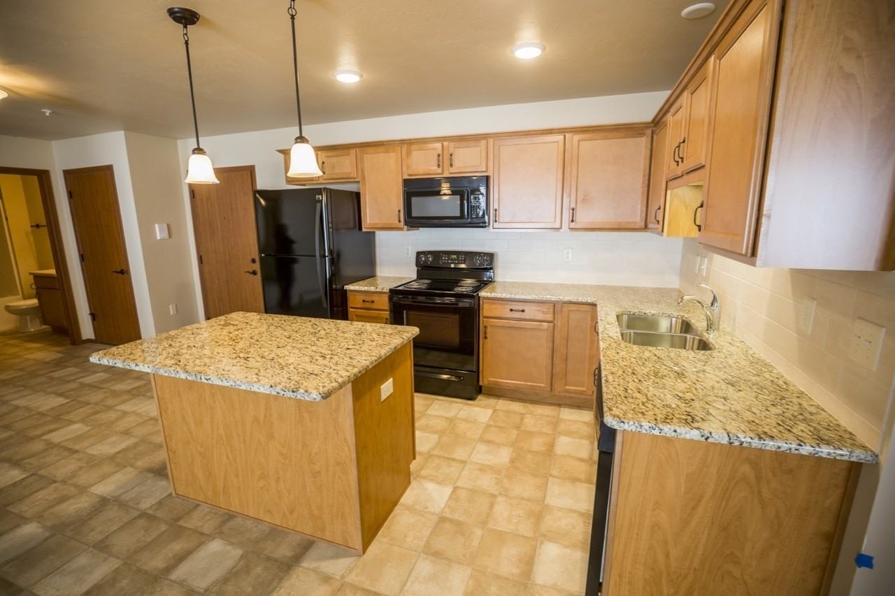 Meadowland Villas - Photo 6 of 25
