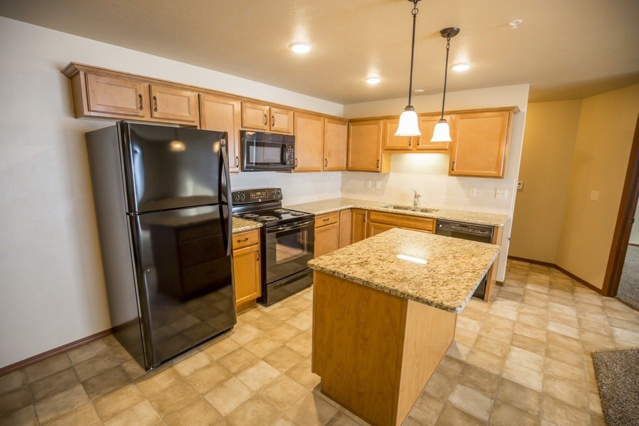 Meadowland Villas - Photo 6 of 20