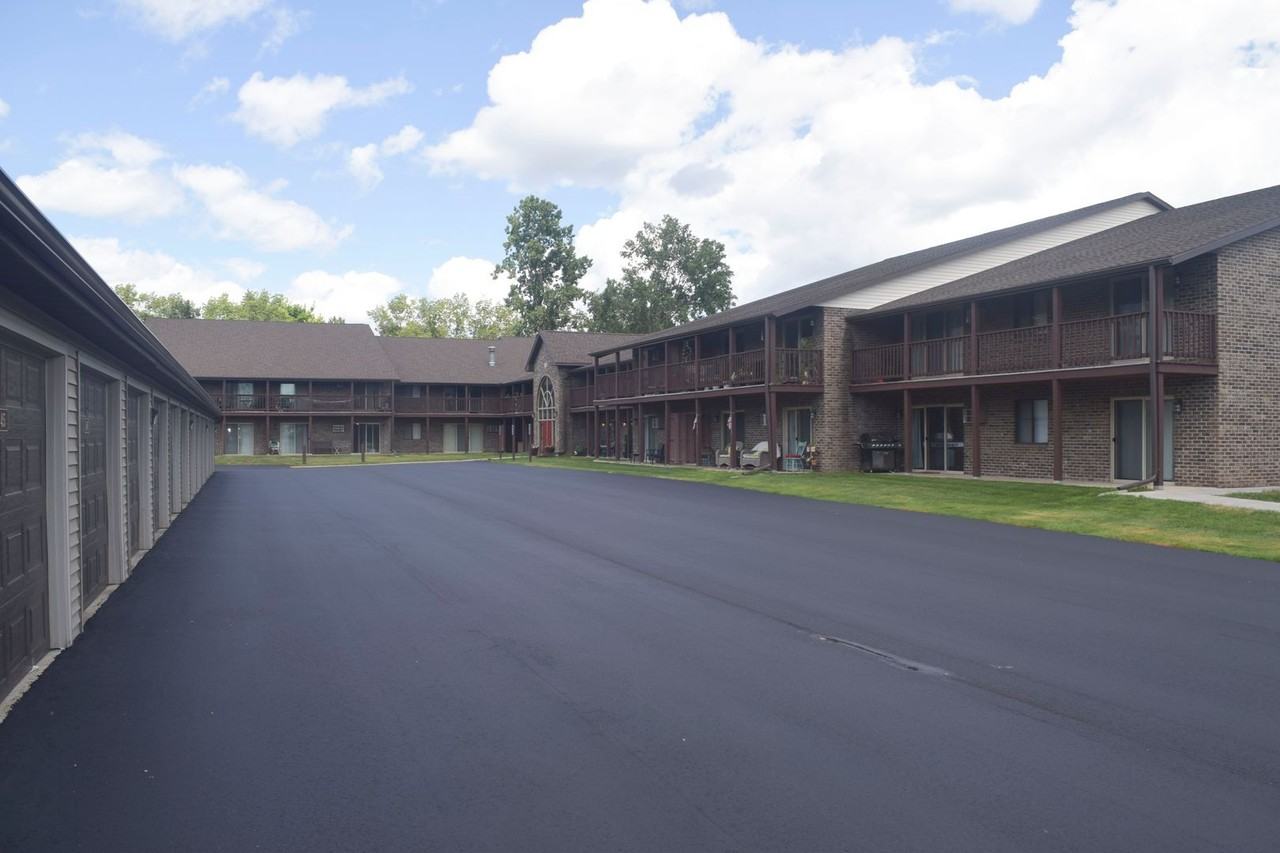 Parc - Photo 5 of 50