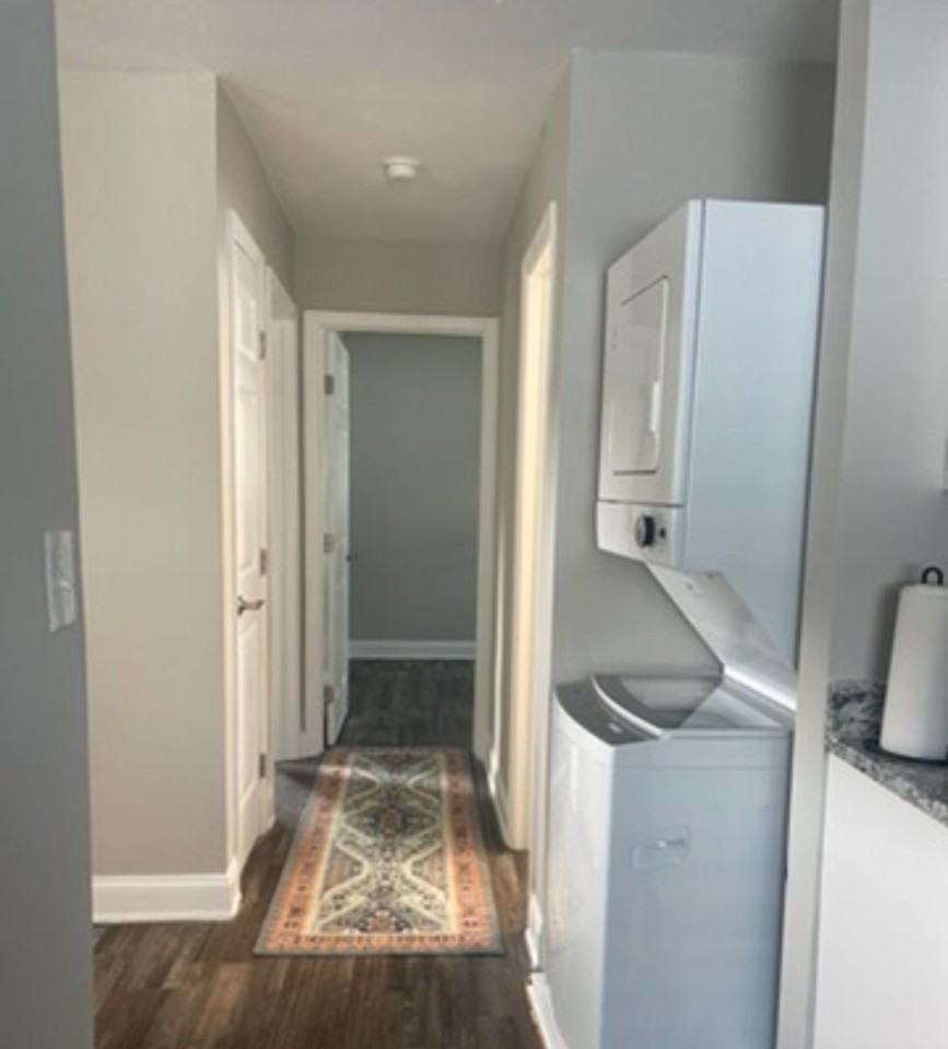 2240 Alma Ct Apt 2 - Photo 2 of 10