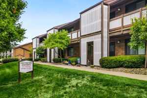 featured image of 87 Woodlawn Avenue