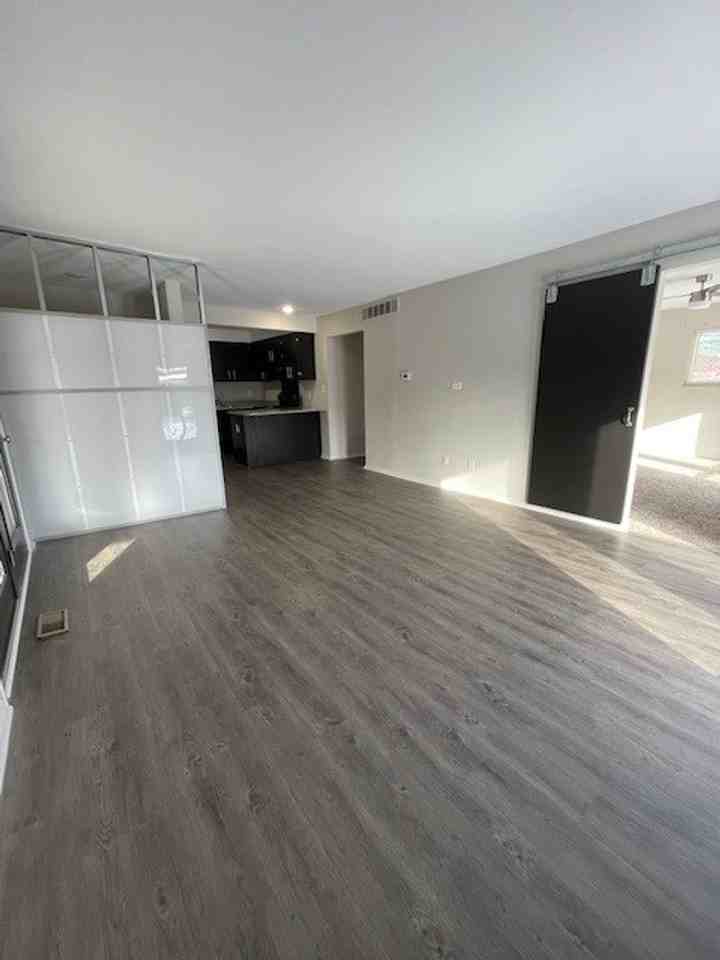 Catalpa Lofts - Photo 5 of 11