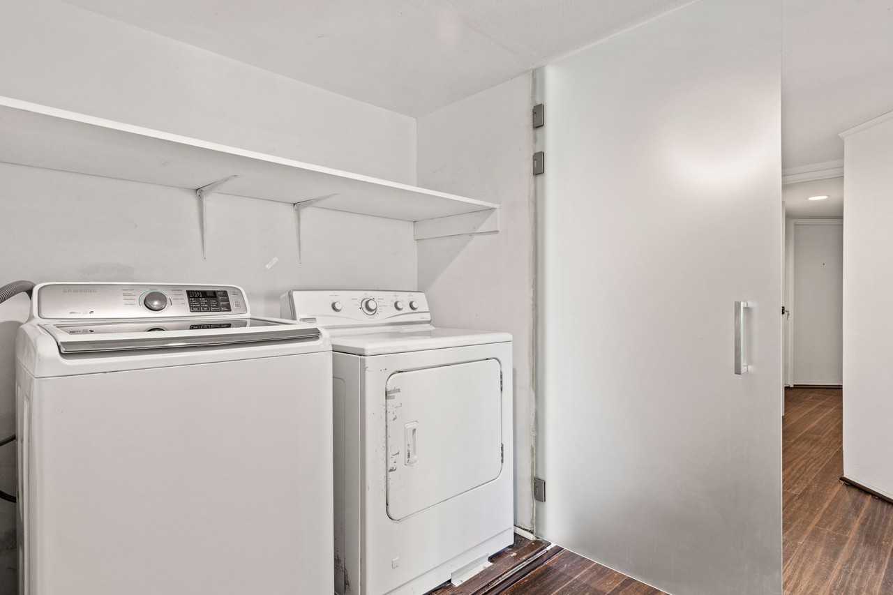 A 7 Bedroom, 2 Bathroom with a dining room and fully functional kitchen at 10777 Ashton Ave. - Photo 7 of 50