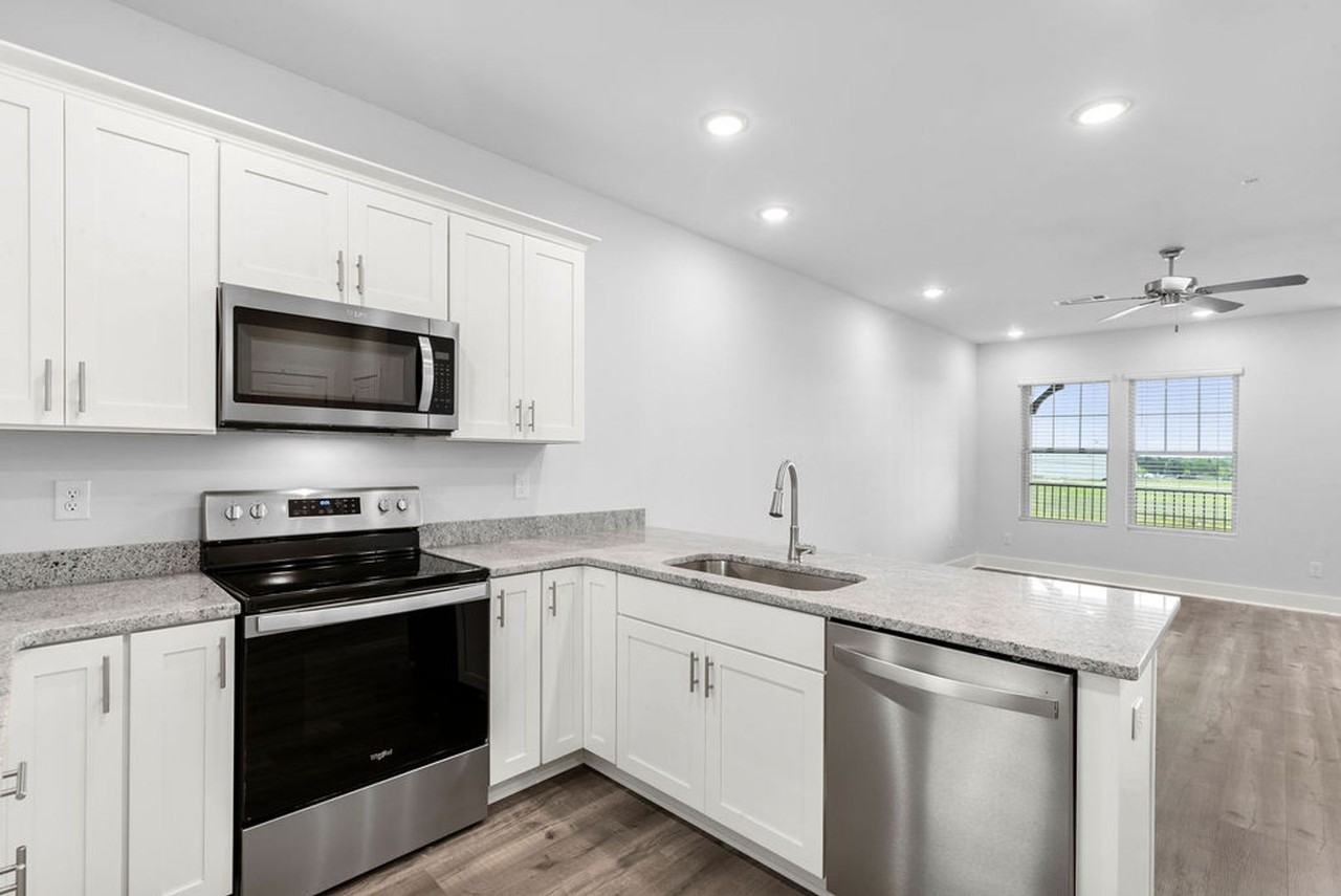 337 Airport Rd - Photo 6 of 26