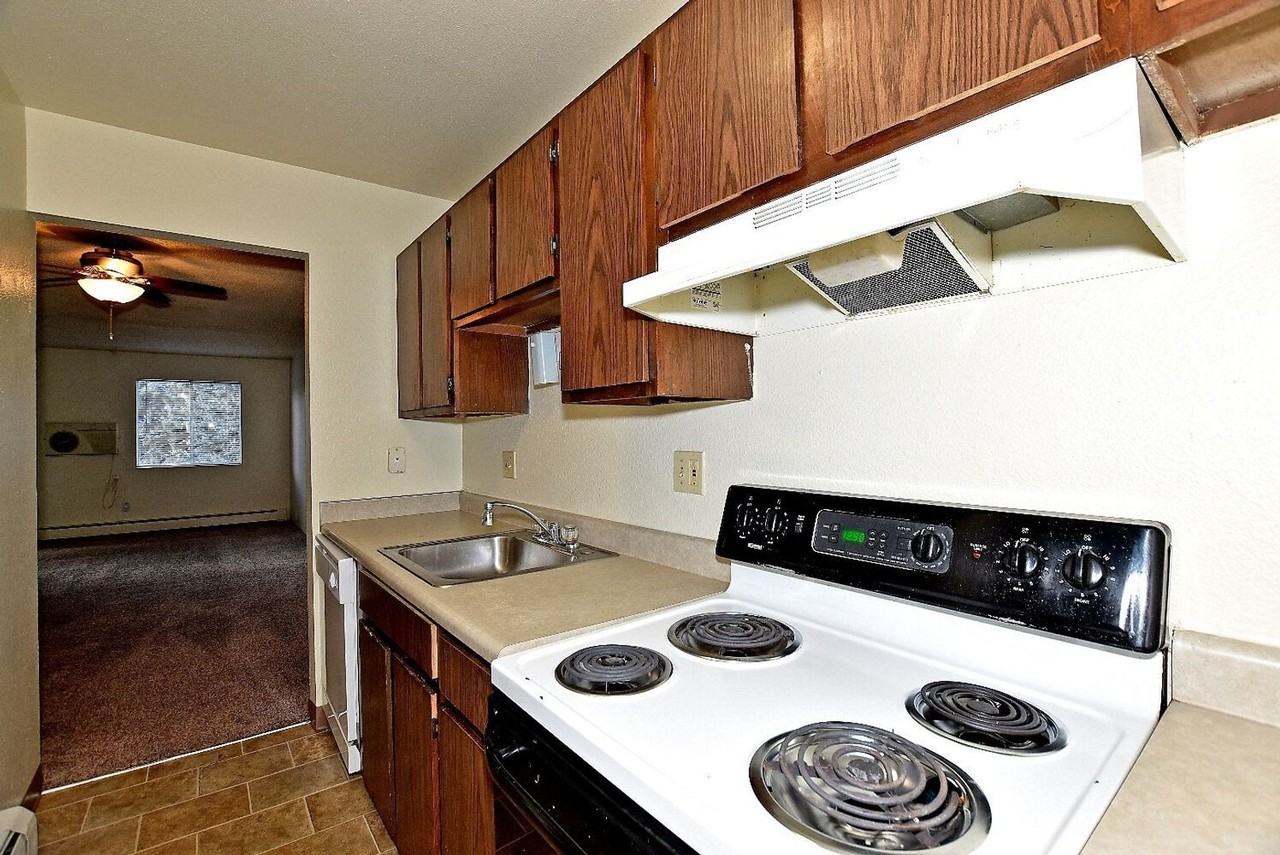 Brookview Apartments - Photo 3 of 15