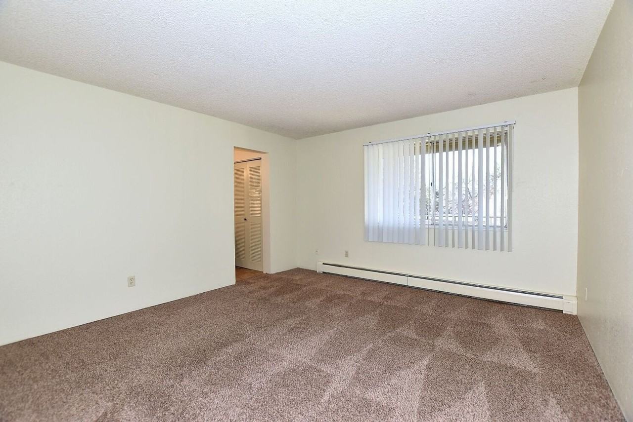 Brookview Apartments - Photo 6 of 15