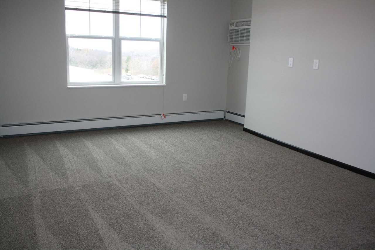 Rivers Ridge Apartments - Photo 5 of 6