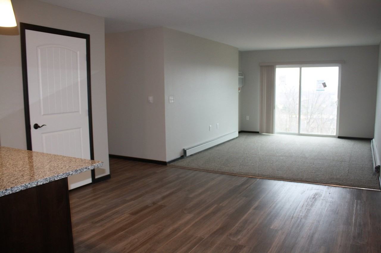 Rivers Ridge Apartments - Photo 5 of 19
