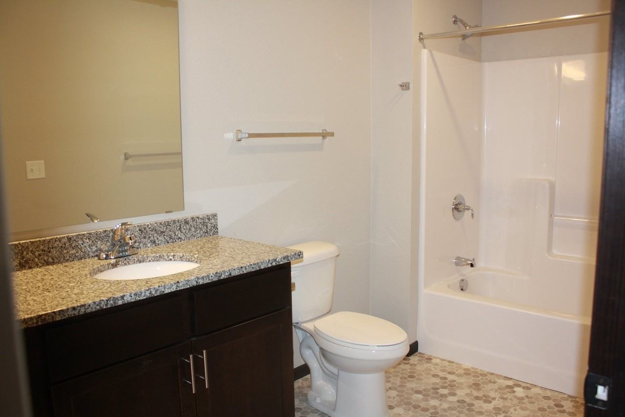 Rivers Ridge Apartments - Photo 4 of 25