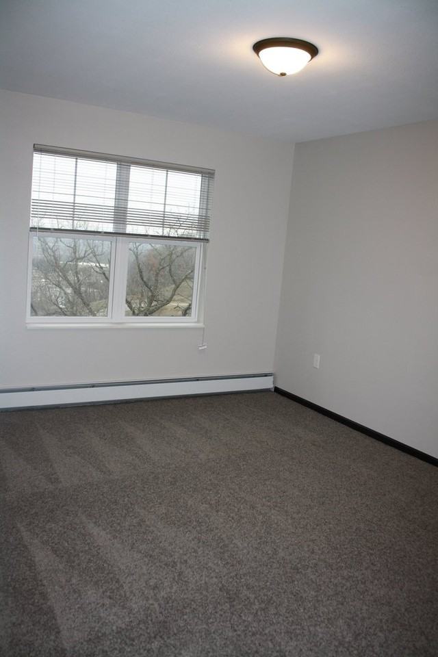 Rivers Ridge Apartments - Photo 5 of 25