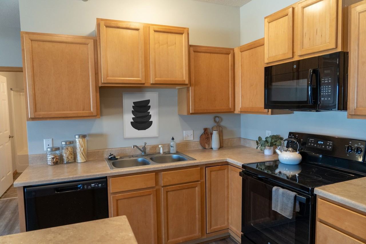 The Vineyards Apartments - Photo 6 of 14