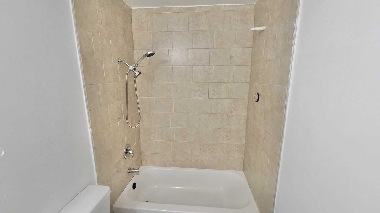 Delano St - Photo 4 of 50