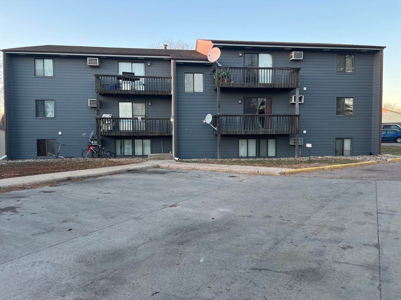 Stoney Hill Apartments - Photo 2 of 3