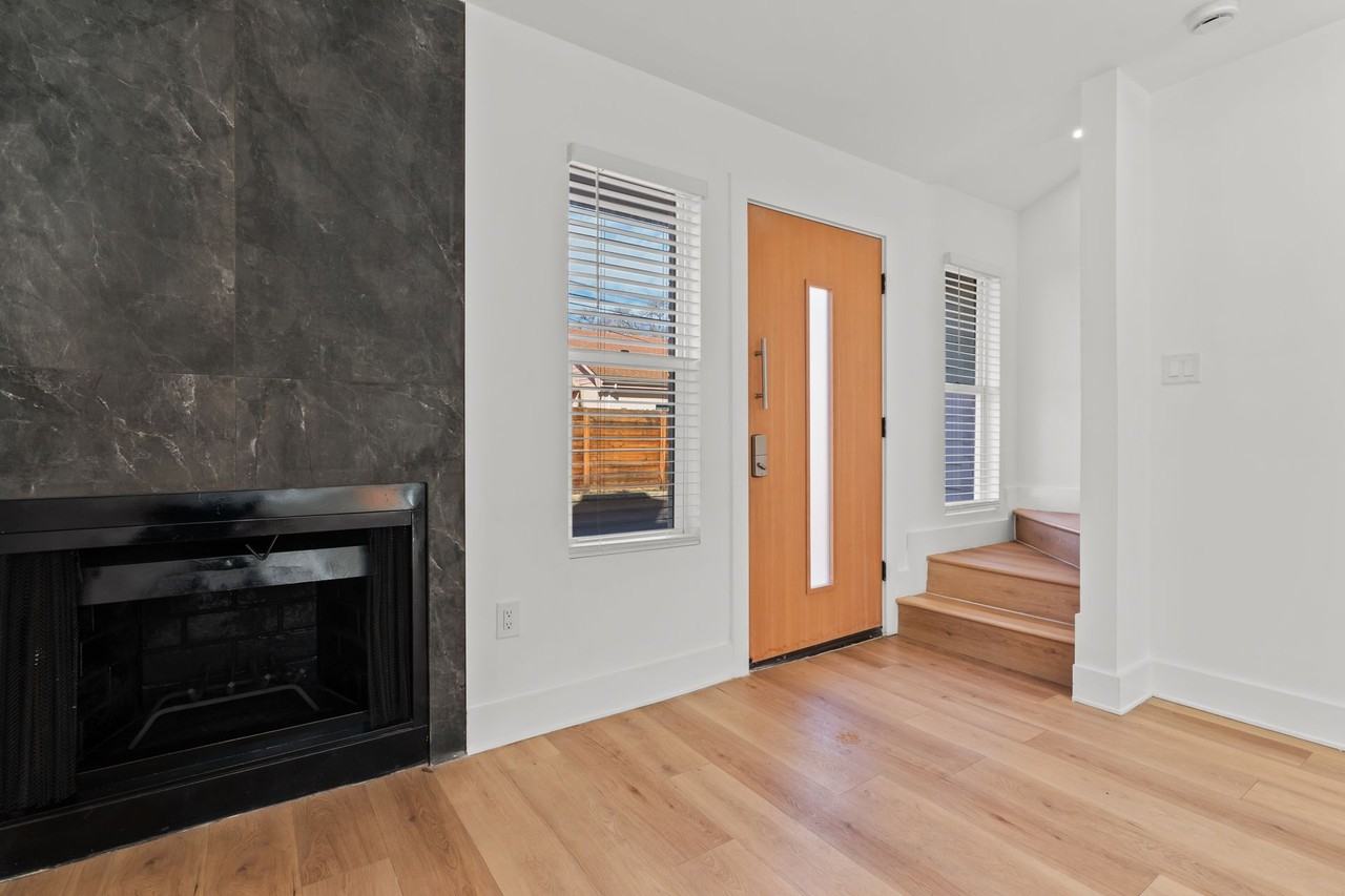 Raintree Luxury Apartments - Photo 3 of 50