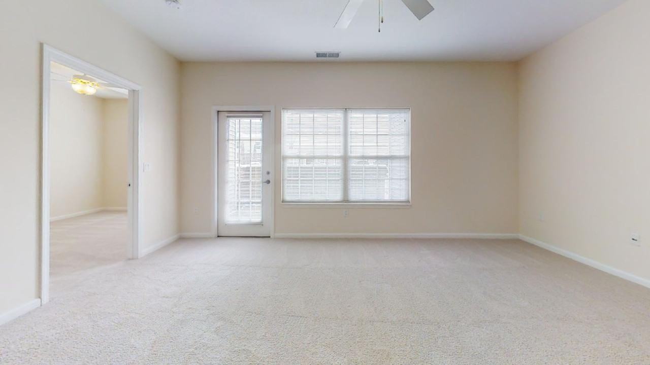 Windsor West Apartments - Photo 7 of 50