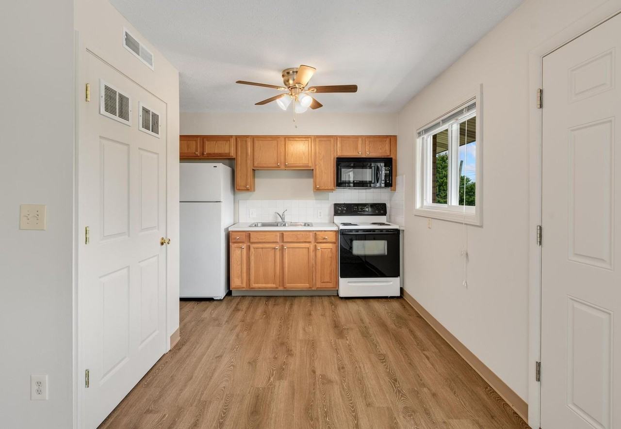 The Mogadore on Forest Hill - Photo 4 of 12